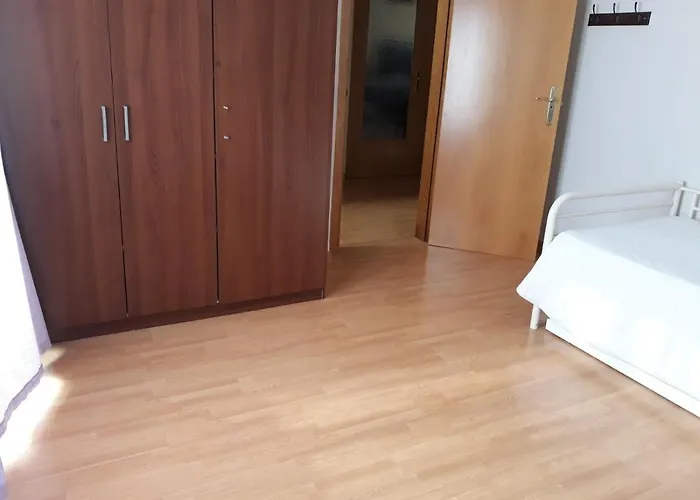 Flor Villa *